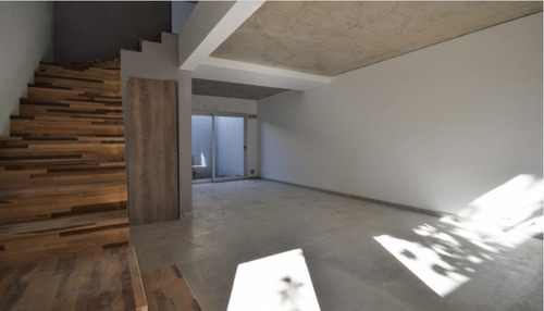 Imagen 3 de 11 de Duplex En Venta En Ituzaingo Norte
