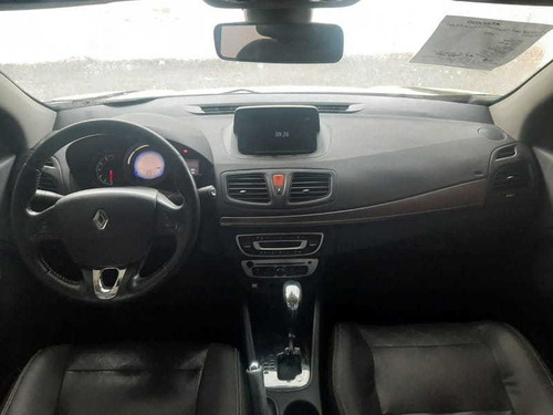 Imagem 7 de 10 de Renault Fluence Dynamique 2.0 16v Hi-flex Aut. 2016
