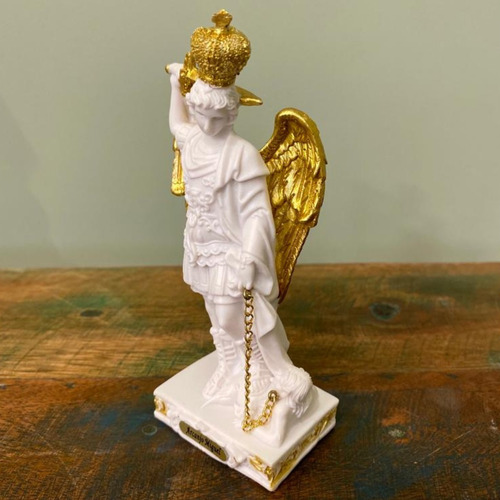 São Miguel Monte Gargano 12cm Pó De Mármore Área Externa