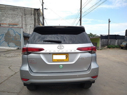 Toyota Fortuner 2.4 Diésel 4x2 Automática Modelo 2020
