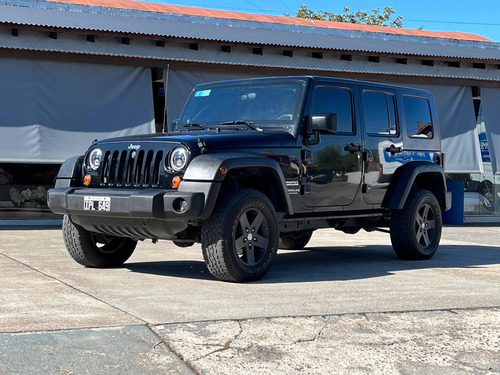 Imagen 9 de 11 de Jeep Wrangler 2010 3.8 Sport Unlimited 199cv Mtx