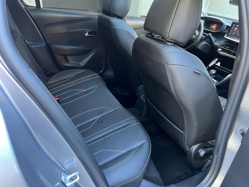 Peugeot 208 1.6 Feline Tiptronic