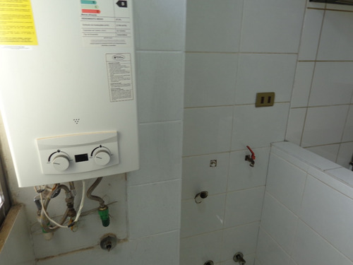 Oportunidad: Parque Del Este 2dorm 2baños 1est Jardines