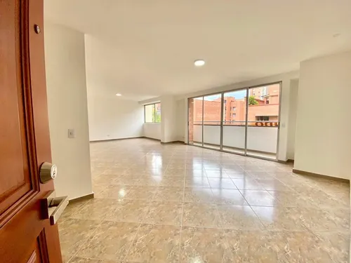 Apartamento En Venta En Laureles. Cod V4384