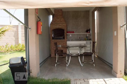Apartamento Mobiliado P Alugar Com 51m2, 2 Quartos, 1 Banhei