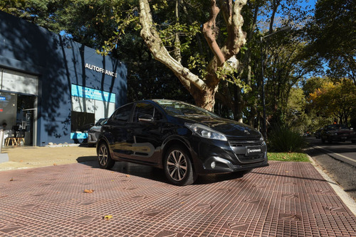 Peugeot 208 1.6 Allure