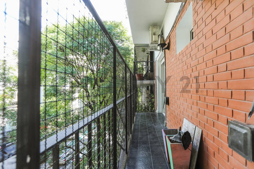 Venta Departamento 3 Ambientes En Destacada Zona De Palermo A 1 Cuadra Del Shopping Alto Palermo.