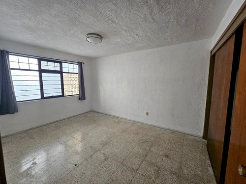 Casa Sola En Venta En Un Solo Nivel En Jardines De Cuernavaca.