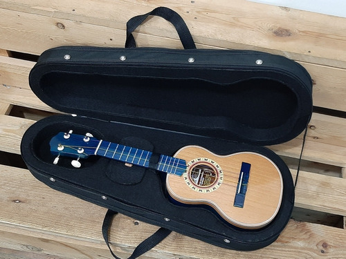 Imagen 4 de 7 de Estuche Casé Duro Rígido Para Ukelele Soprano Ref 39