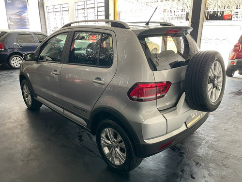 Imagem 12 de 15 de Volkswagen Crossfox 1.6 T.flex 16v