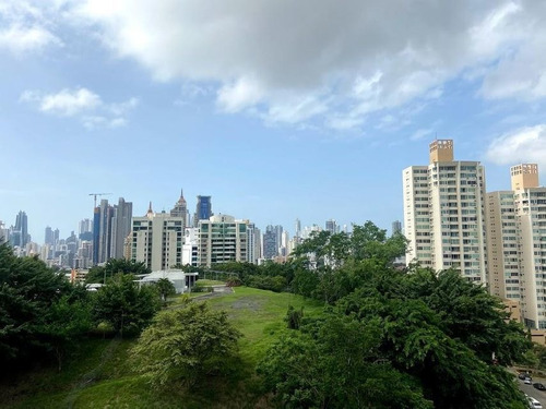 Imagen 8 de 14 de Venta De Apartamento De 77 M2 En Ph Elmare 4000 21-10886