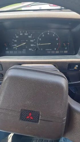 Mitsubishi L200 2.4l