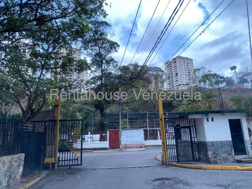 Estupendo Apartamento En Venta Con Inmejorable Ubicación Caricuao. Jose Guerrero. Cod: 25-21303.