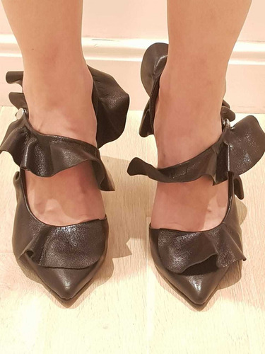 Zapatos De Diseño Marca Naima Talle 38 Como Nuevo, 1 Postura