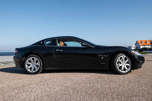 Imagen 4 de 20 de Maserati Granturismo 4.2 V8 405hp