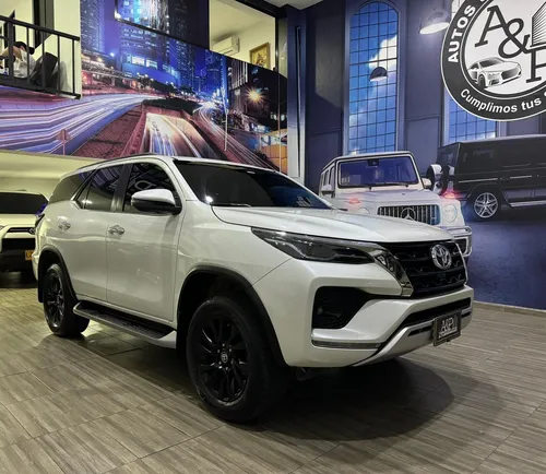 ¡ Toyota Fortuner Srv V6 4x4 Gasolina Automática 2021 !