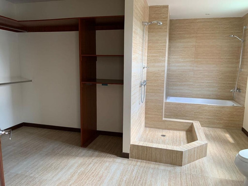 Imagen 6 de 10 de Apartamento En Venta Edificio Santa Fe Zona 16