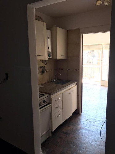 Imagen 9 de 18 de Centro Departamento 1 Dormitrorio Con Balcón En Venta