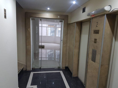 Oficina En Alquiler En Microcentro - Reciclado A Nuevo 250