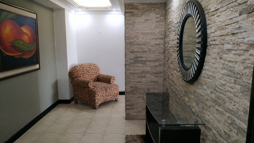 Imagen 2 de 14 de Venta Penthouse, Mañongo Cod. 137475 Marizoila 04144146049