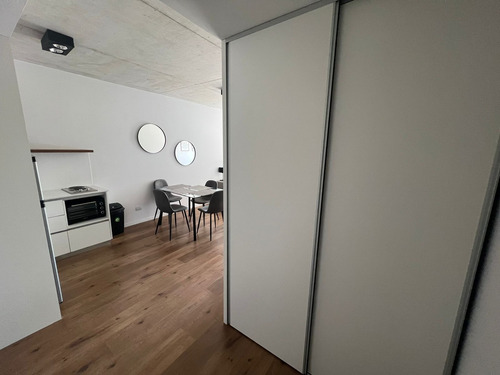 Departamento Monoambiente - Amoblado Con Balcon