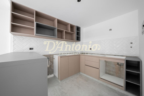 Imagen 8 de 30 de Venta- Excelente Semipiso De 2 Ambientes Con Cocheras Optativas - Caballito