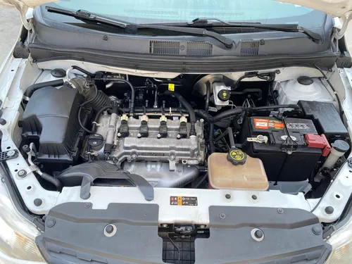 Chevrolet Aveo 1.5 Ls Mt