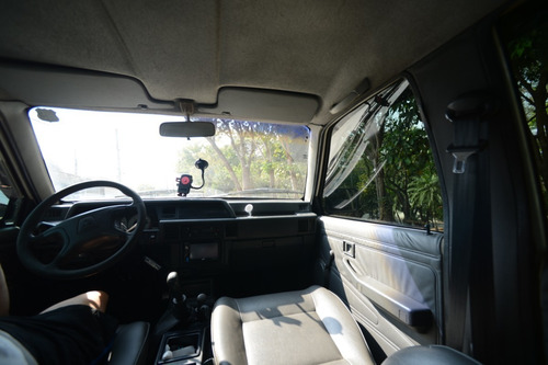 L200 Mitsubishi 4x4 2006