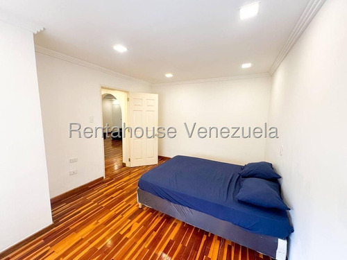 Apartamento En Venta En Altamira Chacao Caracas Angela Tochon Remodelado