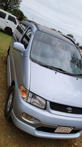 Toyota Regius Año 99 Furgón