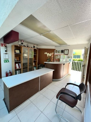 Inmueble Con Uso De Suelo En Calesa, Adecuado Para Escuela, Oficinas..etc