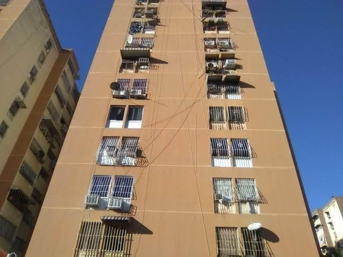 Imagen 10 de 11 de Vendo Apartamento En Urbanización Los Nísperos (turmero), Código 23-7025 Carlos M. 04243535083