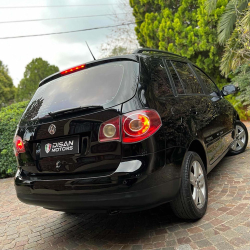 Imagen 9 de 18 de Volkswagen Suran 2010 1.6 Highline 101cv 11c