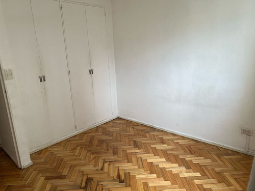 Venta Depto 3 Ambientes Contrafrente En Recoleta