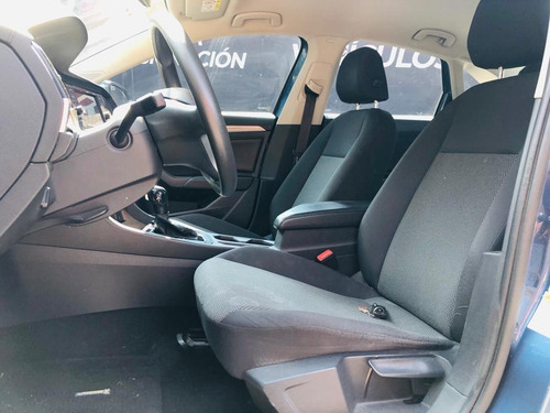 Imagen 11 de 14 de Volkswagen Jetta (a7) 2019 Comfortline