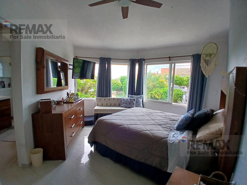Venta De Casa En Condominio En Burgos, Temixco, Mor...clave 5704