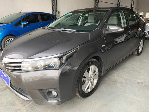 Imagen 2 de 15 de Toyota Corolla Xei Pack 1.8 6mt Les Automotores