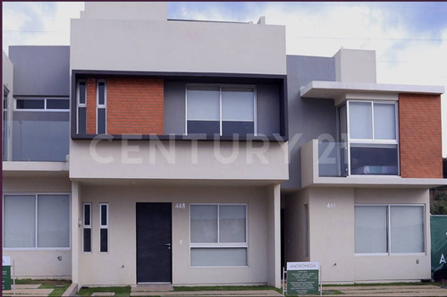 Casa En Venta Con Roof Garden, Nuevo Mexico, Zapopan, Jal.