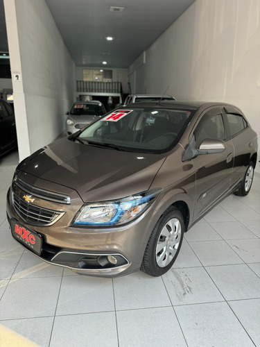 Chevrolet Onix 1.4 Lt 5p