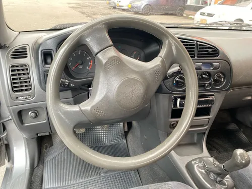 Mitsubishi Lancer 1.6 Glxi