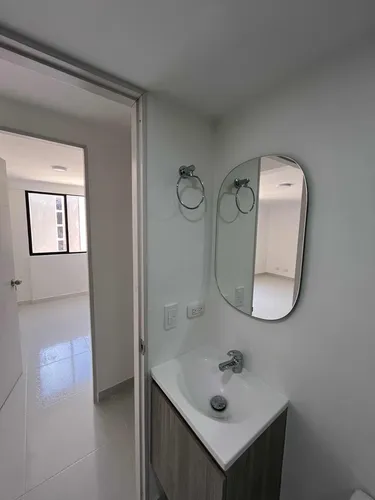 Rento Apartamento Con Excelente Ubicación En Rionegro