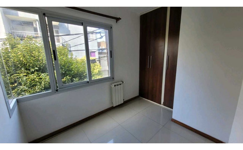 Vendo Departamento Centro 2 Dormitorios Pileta Y Cochera