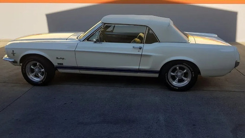 Ford Mustang Cabriolet V8 289 C.i.