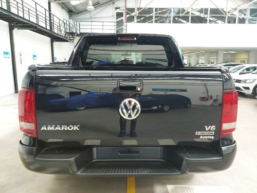 Imagen 6 de 25 de Volkswagen Amarok Black Style