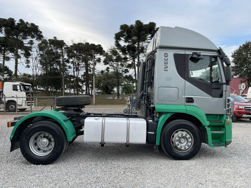 Imagem 5 de 17 de Iveco Stralis 400 Ano 2013 4x2 Iveco Toco Iveco 4x2