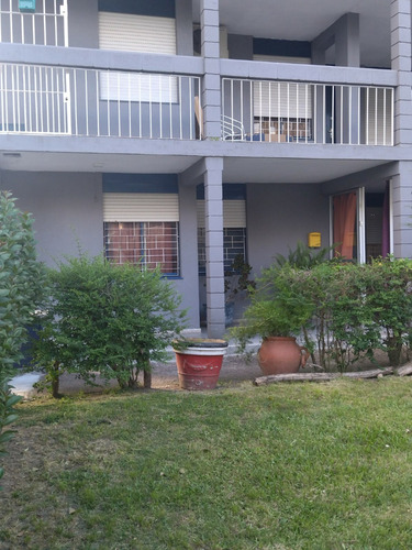 Vendo Apartamento Malvin Norte Cooperativa Coviadeom 4 Dorm. Impecable Estado