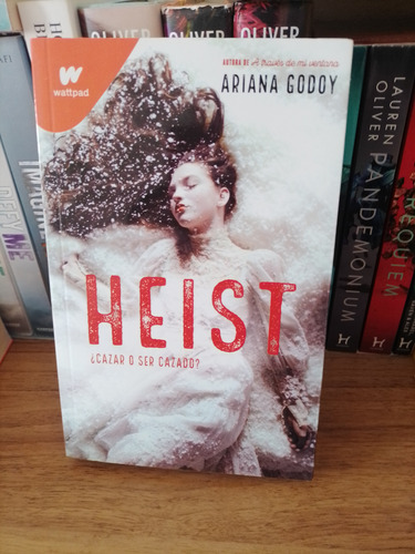 Libros Wattpad: Heist, Fleur, A Través De Mi Ventana (Usado)