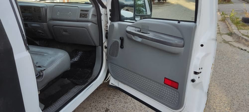 Imagen 11 de 12 de Ford F-350