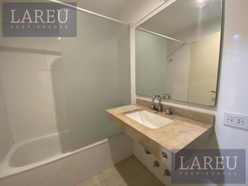 Departamento Con Jardin De 2 Dormitorios En Venta En Vilahaus, Pilar