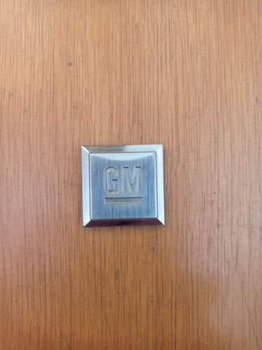 Emblema Logo Gm Chevrolet Tahoe Avalanche Chevy Comfort 